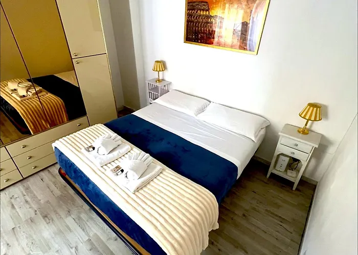Gecko, Cozy Apartment At 5Min From Metro, Bus, Tram