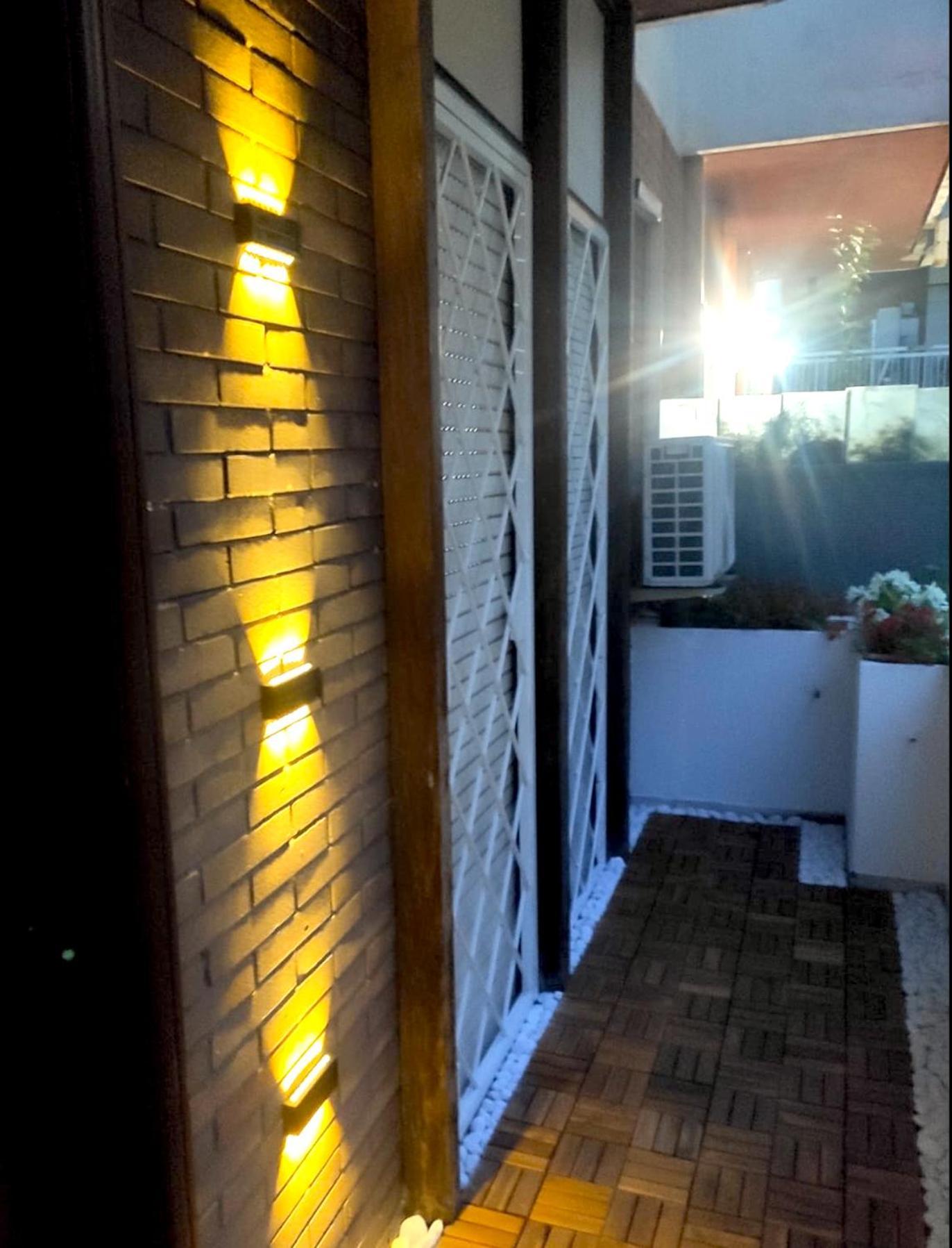 Gecko, Cozy At 5min From Metro, Bus, Tram Apartment