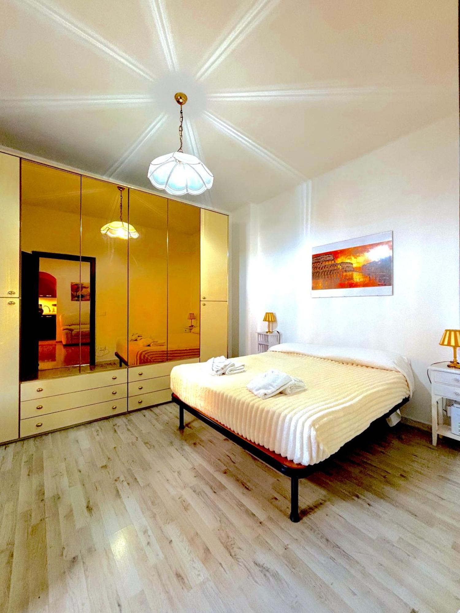 Gecko, Cozy At 5min From Metro, Bus, Tram Apartment Rom