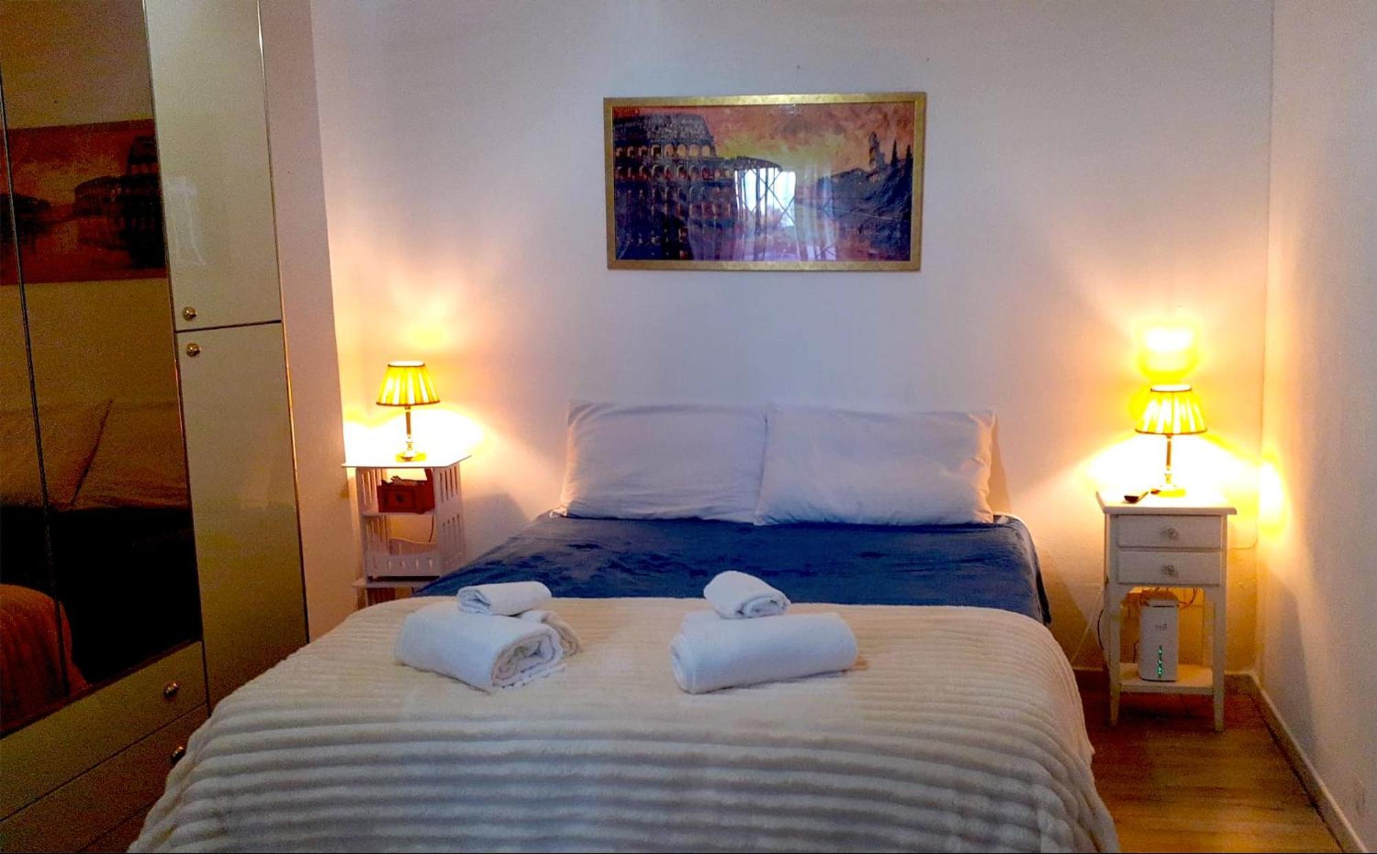 Gecko, Cozy At 5min From Metro, Bus, Tram Apartment Rom